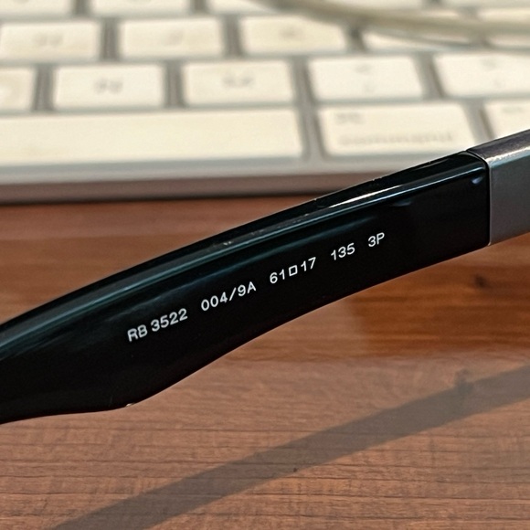 Ray-Ban RB3522 Polished Gunmetal Frames w/ Green Lenses Polarized Authentic - Picture 5 of 7